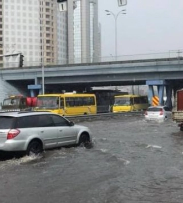 У Києві 10-11 вересня будуть сильні дощі. У КМДА побоюються підтоплень