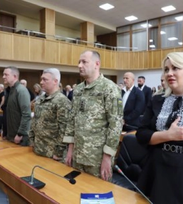 До Дня Ужгорода на урочистому зібранні вшанували загиблих Героїв, яким присвоїли звання Почесних громадян міста