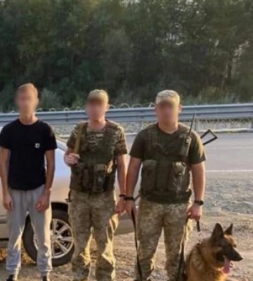 На Закарпатті чоловік втікаючи від прикордонників травмувався