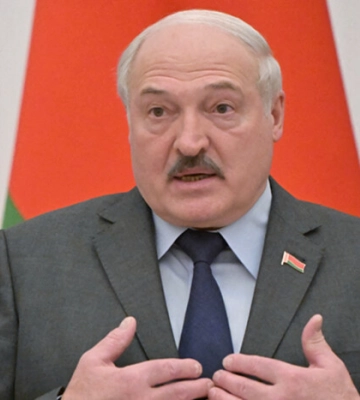 Лукашенко опинився перед дуже важким вибором