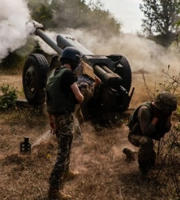 Залужный поздравил защитников и защитниц: &quot;Остановили вражеское нашествие и похоронили миф о непобедимости российской армии&quot;