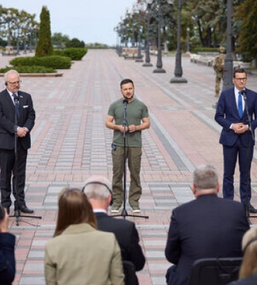 Латвія і Польща проти зняття санкцій Євросоюзу з окремих російських олігархів, як цього хоче Угорщина