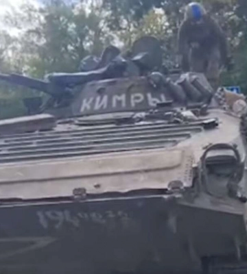 Десантники з Дніпропетровщини під Балаклією захопили ворожу техніку разом з екіпажами. Відео