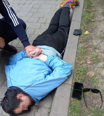 Поліція викрила львів&#039;янина, що продавав наркотики у своїй в квартирі
