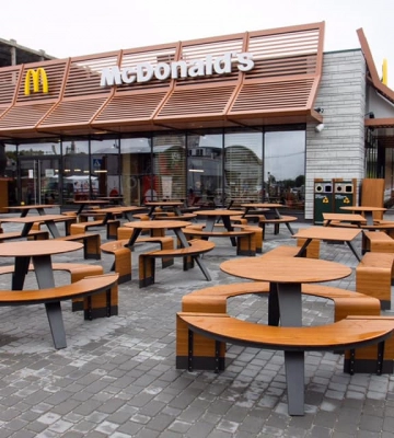 &quot;Нужно еще подождать&quot;: в McDonald&#039;s отреагировали на слухи о возобновлении работы уже в сентябре
