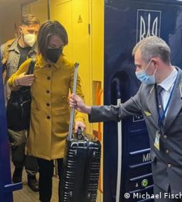 Німці не втомилися підтримувати Україну: Бербок приїхала до Києва