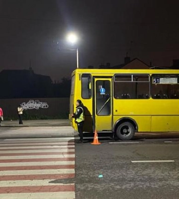 Водій маршрутного автобуса наїхав на львів&#039;янку
