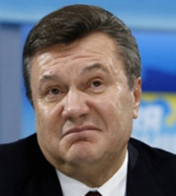 Уряд повторно наклав санкції на Януковича й ексголову Міноборони