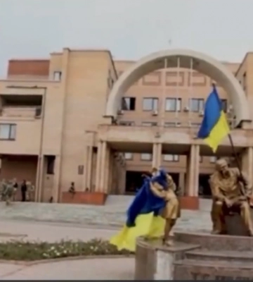 Центр звільненої від окупантів Балаклії показали на відео