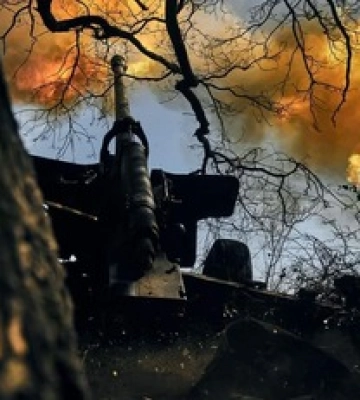 Окупанти зміцнюються у Херсоні та відступають на Харківщині: вечірнє зведення Генштабу ЗСУ