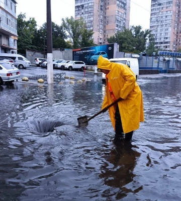 На основних дорогах Одеси забезпечено проїзд