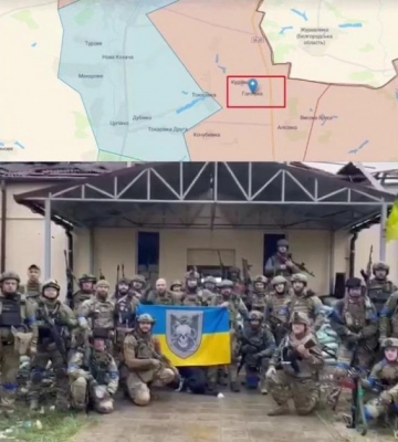 Російські прапори у Вовчанську опинилися в смітнику (відео)