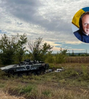Покарати брехунів та врятувати війська. Том Купер більше вірить у &quot;злого генія путіна&quot;, аніж у винятковість ЗСУ на Харківщині
