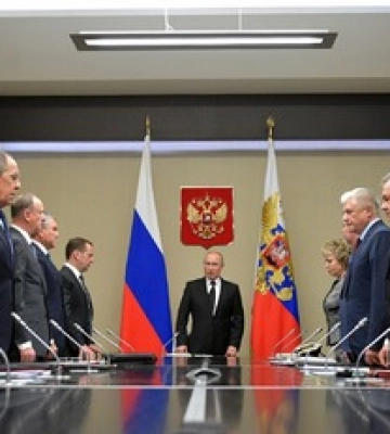 Могло быть в 100 раз хуже: кто убедил Путина отступать под Харьковом