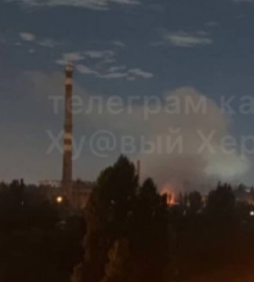 Не поняли первого &quot;намека&quot;: в Херсоне артиллерия ВСУ снова накрыла казармы оккупантов