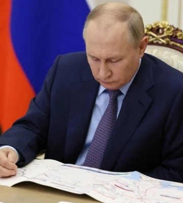 Пєсков заявив, що Путіну доповідають про хід війни