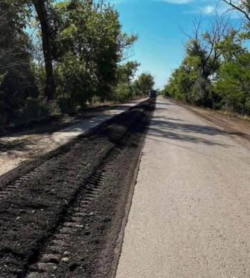 На Одещині ремонтується найбільш зруйнований відрізок дороги