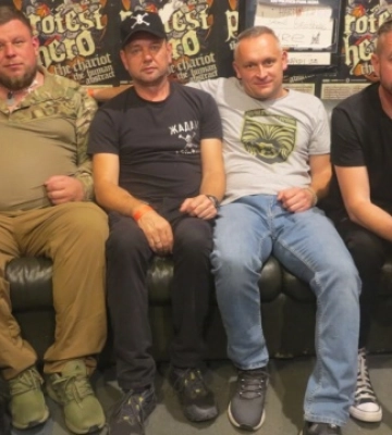 Гурт «Жадан і Собаки» дав у країнах Балтії чотири благодійні концерти