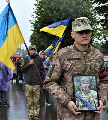 Сльозами плаче небо: Ковель провів в останню путь Героя Леоніда Килибу
