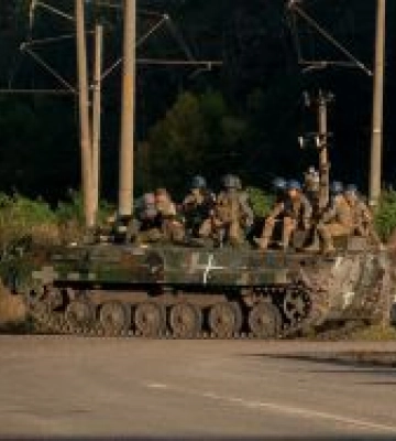 Наступ у розвороті на 90 градусів