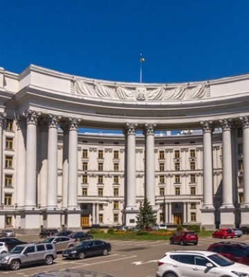 Во Франции россияне избили беженок из Изюма из-за украинской музыки
