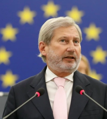 Єврокомісар Ган: Київ потребує додаткової фінансової допомоги, а підтримка України – в інтересах Європи