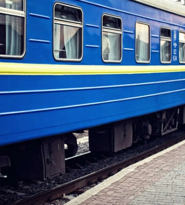 &quot;Укрзалізниця&quot; оновила графік руху поїздів із Дніпра та Запоріжжя