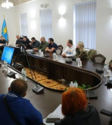 Львівські волонтери створять робочу групу для співпраці з ОВА та правоохоронцями