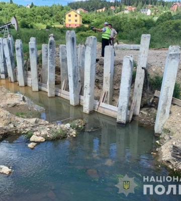 На Дрогобиччині львів&#039;янин розкрадав гроші на будівництві мосту