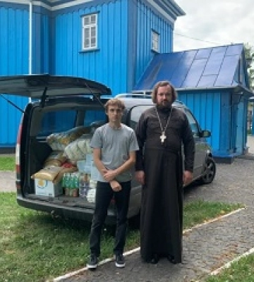 Православные волонтеры УПЦ доставили на Ровенщину гуманитарный груз от Румынской Церкви