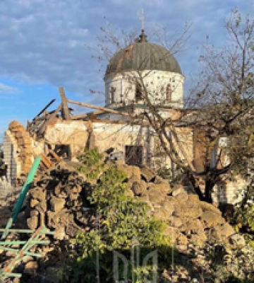 У Малій Комишувасі окупанти розстріляли церкву та отримали &quot;відповідь&quot;: відео звільненого села