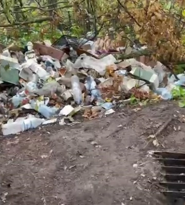 Прикордонники показали кинуті позиції військ РФ під Святогірськом — відео
