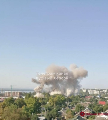 В соцсетях сообщили об уничтожении базы оккупантов в Херсоне — видео