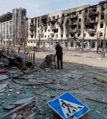 После всех зверств оккупанты решили запустить в Мариуполе салюты