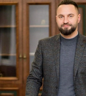 ГБР провело обыски в квартире экс-руководителя Львовской таможни