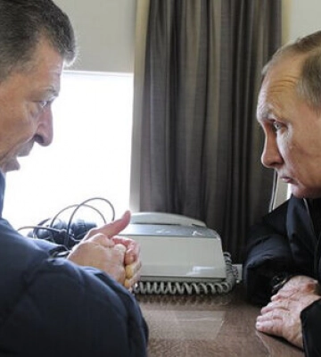 Козак на початку вторгнення РФ приносив Путіну мирну угоду щодо України, але той відкинув її, - Reuters