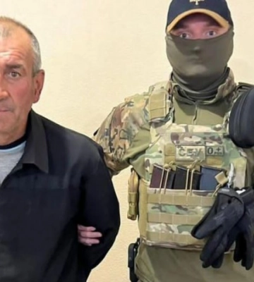 На деокупованій Харківщині СБУ затримала колаборанта, який допомагав ворогу грабувати своїх односельців