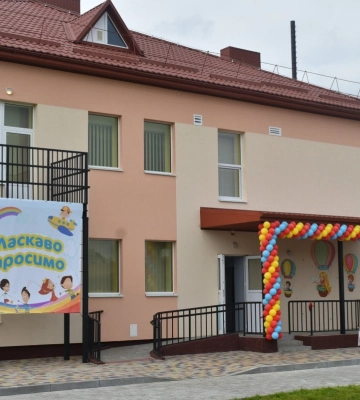 Директору – догану, а батькам – повернути гроші: керівника дитсадка біля Луцька покарали за те, що збирав кошти на ремонт укриття