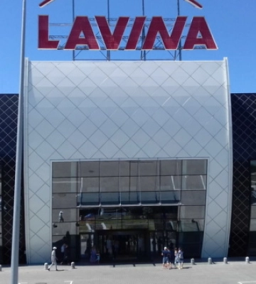 В Киеве эвакуировали посетителей из ТРЦ «Лавина» из-за сообщений о заминировании