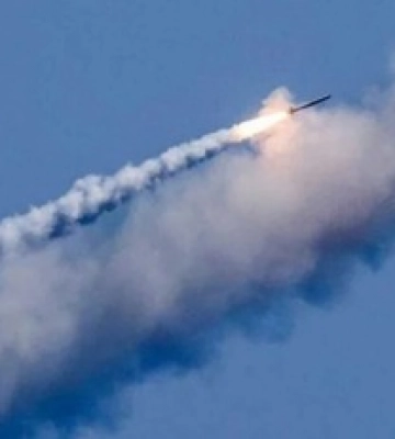 Россия терроризирует Кривой Рог: после ракетного удара городу грозит гуманитарная катастрофа