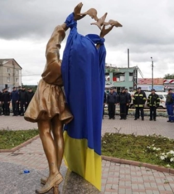 Відновлення інфраструктури та розмінування: до Балаклії прибув зведений загін ДСНС