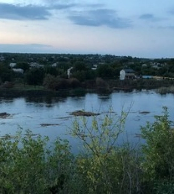 Подробиці удару по Кривому Розі: річка вийшла з берегів, зносить мости та загрожує будинкам
