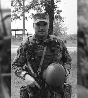 У Чорткові попрощалися з сином відомого дисидента Василем Мармусом, що загинув на Харківщині