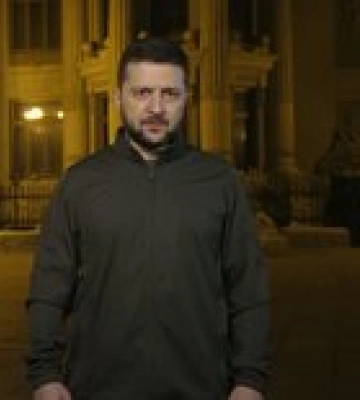 Зеленский попал в аварию в Киеве: президент обошелся без серьезных повреждений