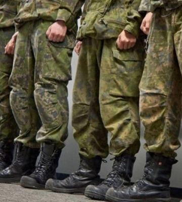 На Луганщині мобілізованих росіян, які відмовилися воювати, утримують під охороною та намагаються під психологічним тиском повернути у стрій, - Гайдай