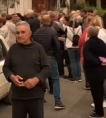 У Маріуполі люди виходять на мітинги через відсутність води та світла
