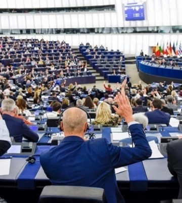 Європарламент схвалив виділення €5 млрд для України 