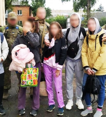 На Харківщині окупанти тиждень утримували у підвалі п&#039;ятьох дітей