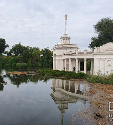 У парку Мершавцева рівень води впав до 65 сантиметрів