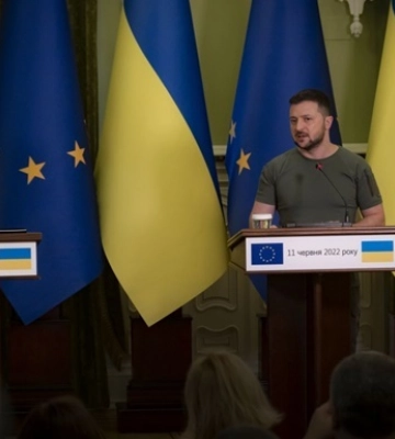 Зеленський обговорив із главою ЄК питання енергетики